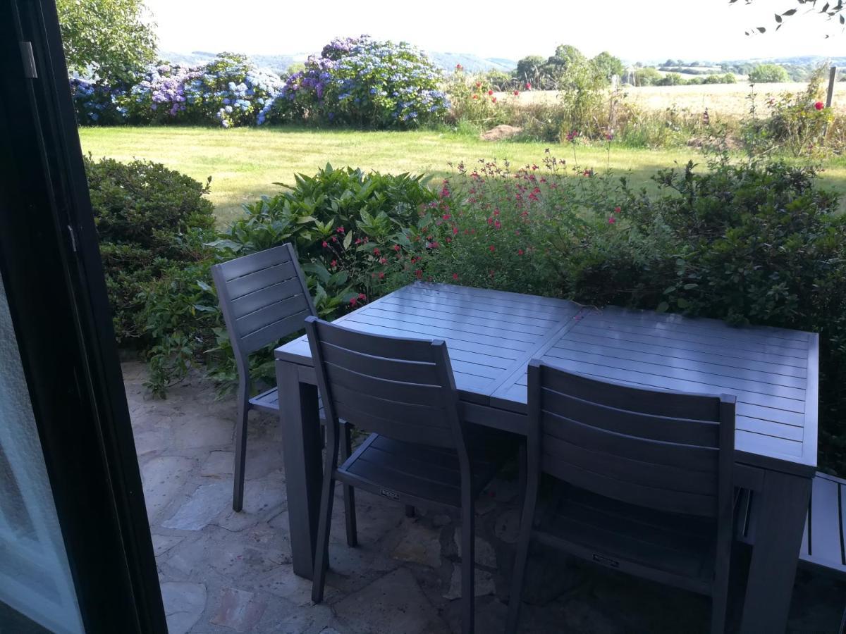 Bed and Breakfast Le Fer Plouigneau Exterior foto