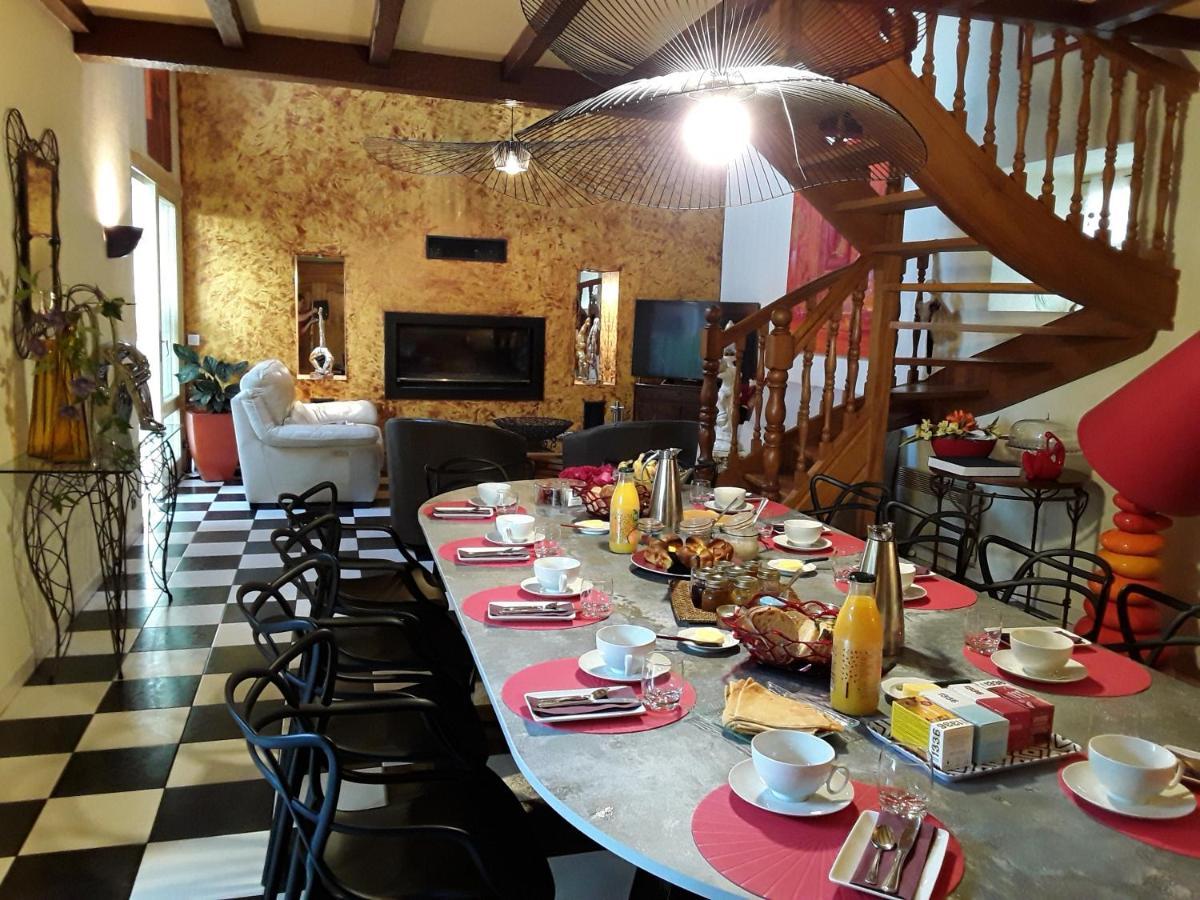 Bed and Breakfast Le Fer Plouigneau Exterior foto